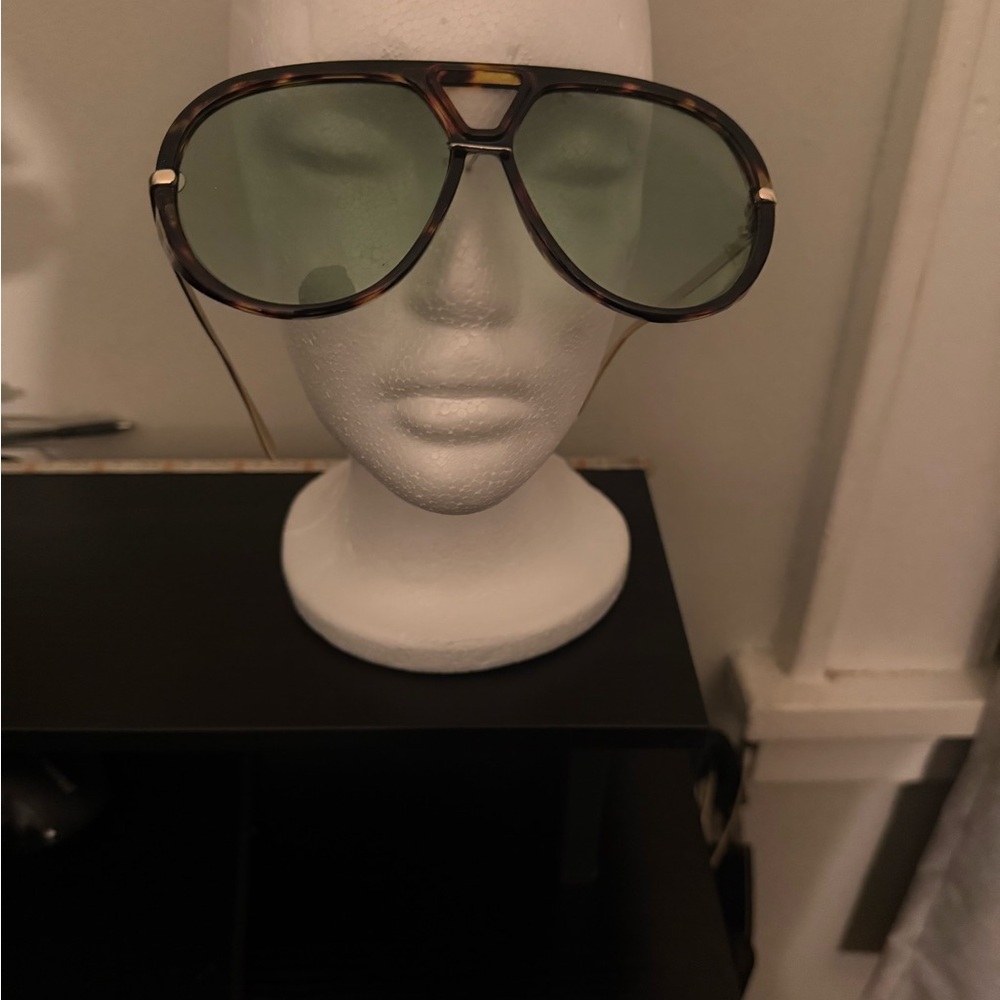 Tortoise Shell Aviator Sunglasses with Green Lenses